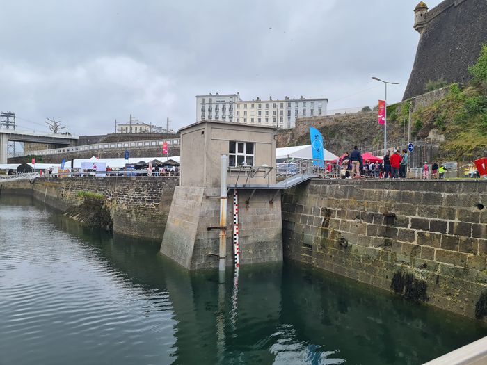 Visite guidée du marégraphe, Base navale – Marégraphe Shom, Brest