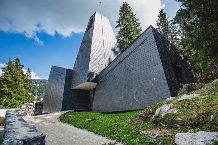 Visite guidée du patrimoine de Flaine, Centre d’Art de Flaine (Flaine Forum, Galerie marchande, Niveau 1), Flaine