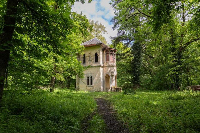 Visite guidée du pavillon néogothique romantique, Château de Scopont, Maurens-Scopont