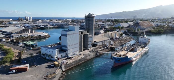 Visite guidée du terminal cimentier de Teralta Réunion, Teralta Ciment Réunion, Le Port