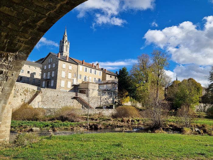 Visite guidée du vieux village de Tence, Office de tourisme du Haut Lignon, Tence