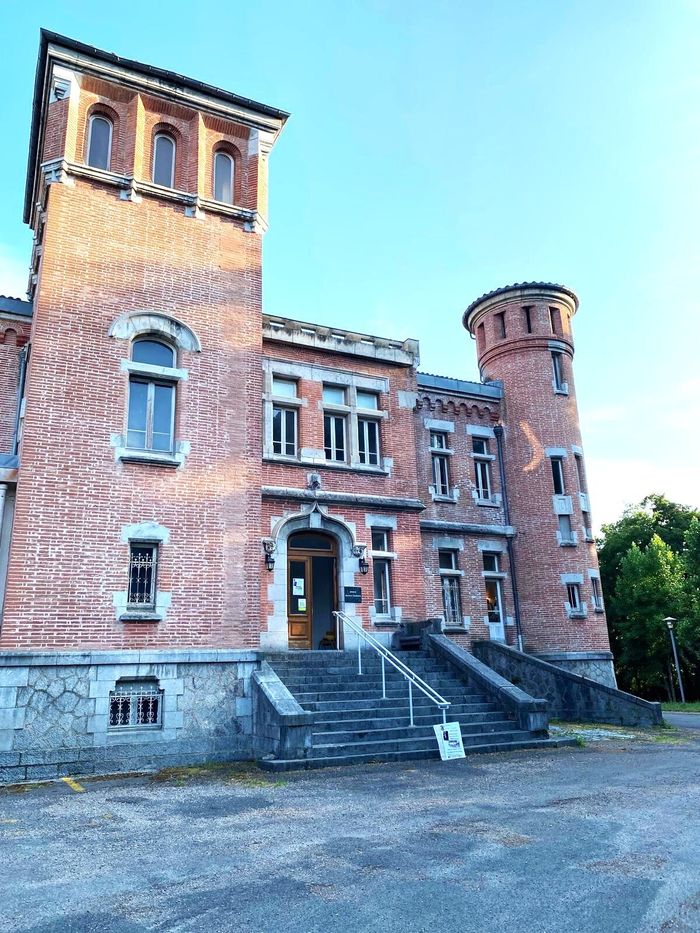 Visite guidée et commentée du château de Rozès (St-Lizier), Château de Rozès (en haut du CHAC)), Saint-Lizier