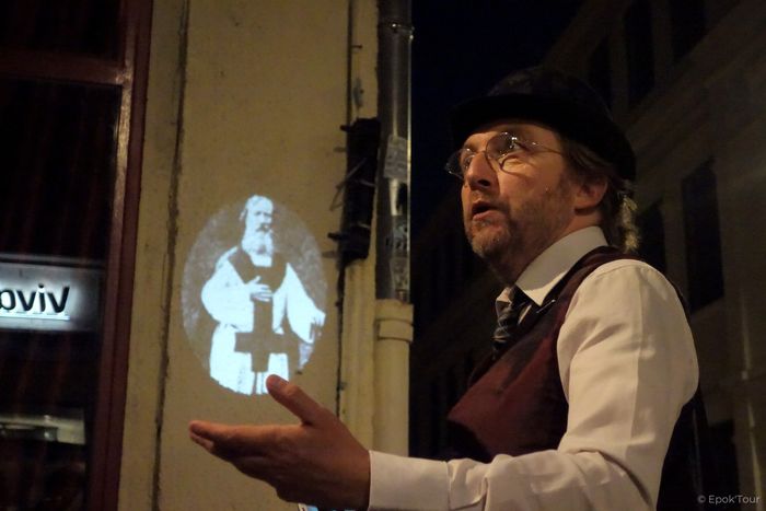Visite insolite Lyon : Sorcellerie et occultisme, 133 boulevard de la croix rousse, lyon, Lyon
