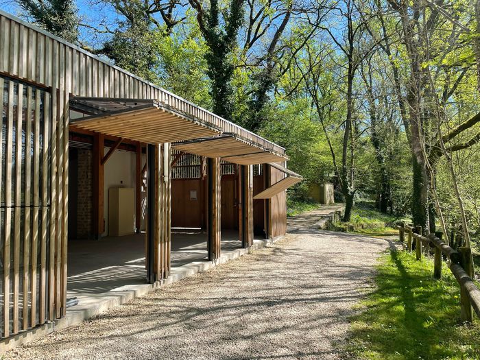 Visite : La Tonnelle, réhabilitation et extension d’un abri de loisirs, Site La tonnelle, Marcillé