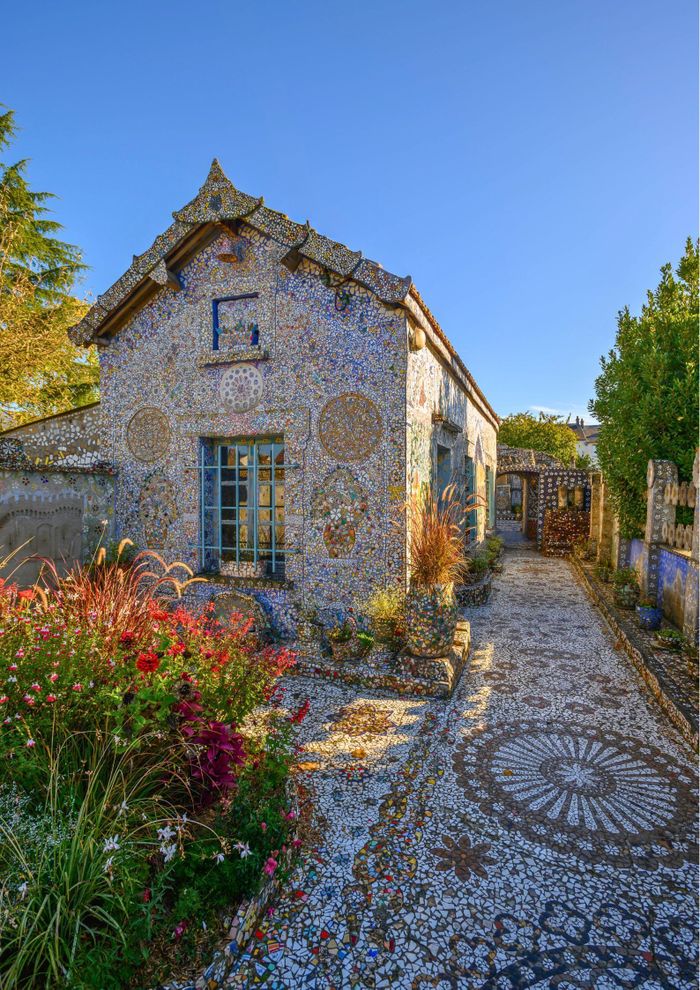 Visite libre de la maison Picassiette, Maison Picassiette, Chartres