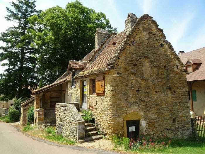 Visite libre de la maison rurale du bourg de Saint-Clément-sur-Guye, Maison rurale de Saint-Clément-sur-Guye, Saint-Clément-sur-Guye