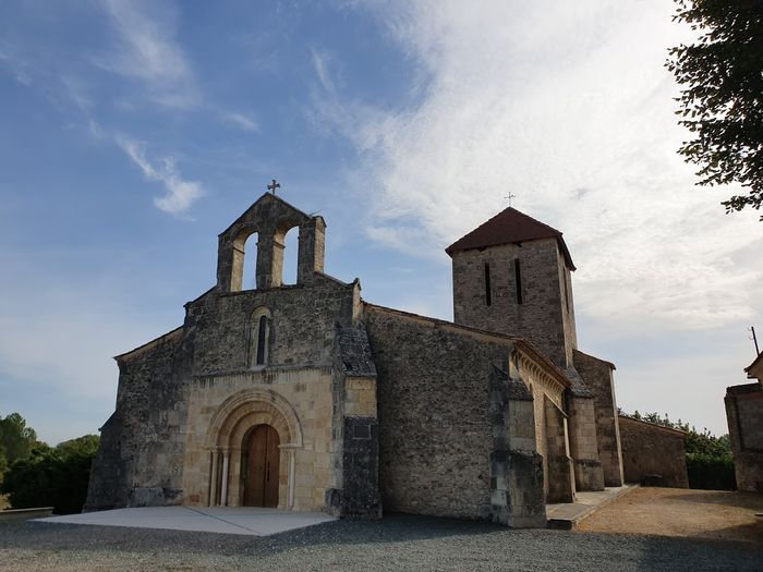 Visite libre de l’église – parcours découverte du bourg, Église Saint-Genès, Générac