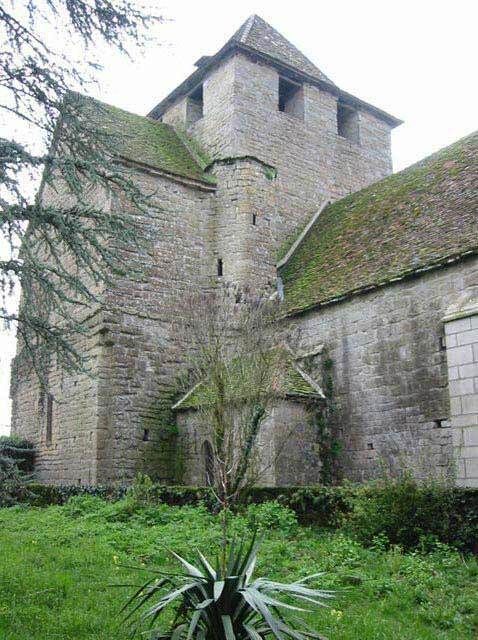 Visite libre de l’église Saint-Barthélemy et de sa crypte, Église et sa crypte, Thégra