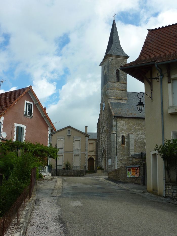 Visite libre de l’église Saint-Pierre-ès-Liens, Village de Mayrinhac-Lentour, Mayrinhac-Lentour