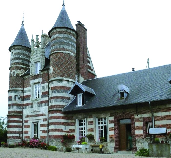 Visite libre des extérieurs, Manoir de Cailletot, Bolbec