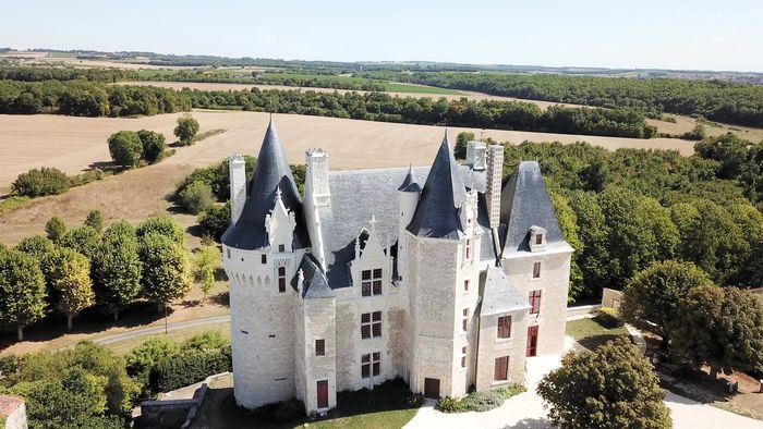 Visite libre du château, Château de Neuvicq-le-Château, Neuvicq-le-Château