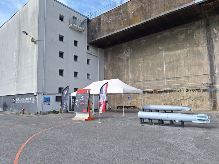Visites du Musée Sous-Marin du Pays de Lorient, Base des sous-marins – Tour Davis, Lorient