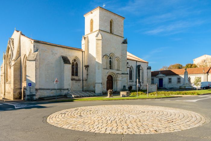 Visites guidées : découverte historique de la ville de Tonnay-Charente, Église Saint-Etienne, Tonnay-Charente