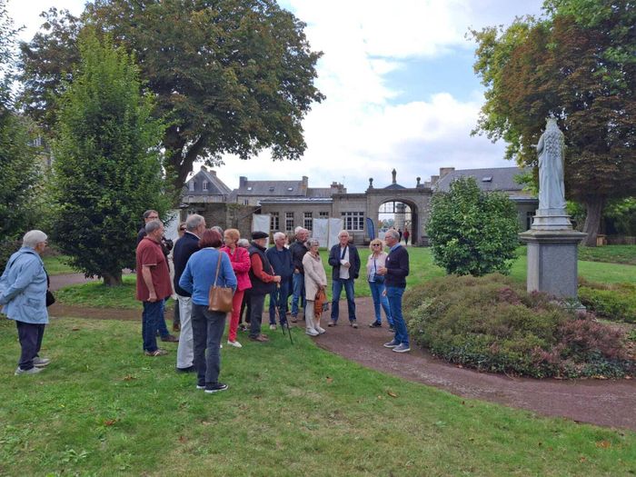 Visites par l’Association Culturelle du Bon Sauveur, Abbaye de Bégard, Gwenezhan