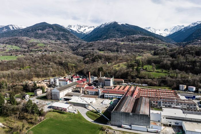 Visitez La Rochette Cartonboard, dernière cartonnerie française à produire du carton plat à base de fibres vierges, La Rochette Cartonboard SAS, Valgelon-La Rochette